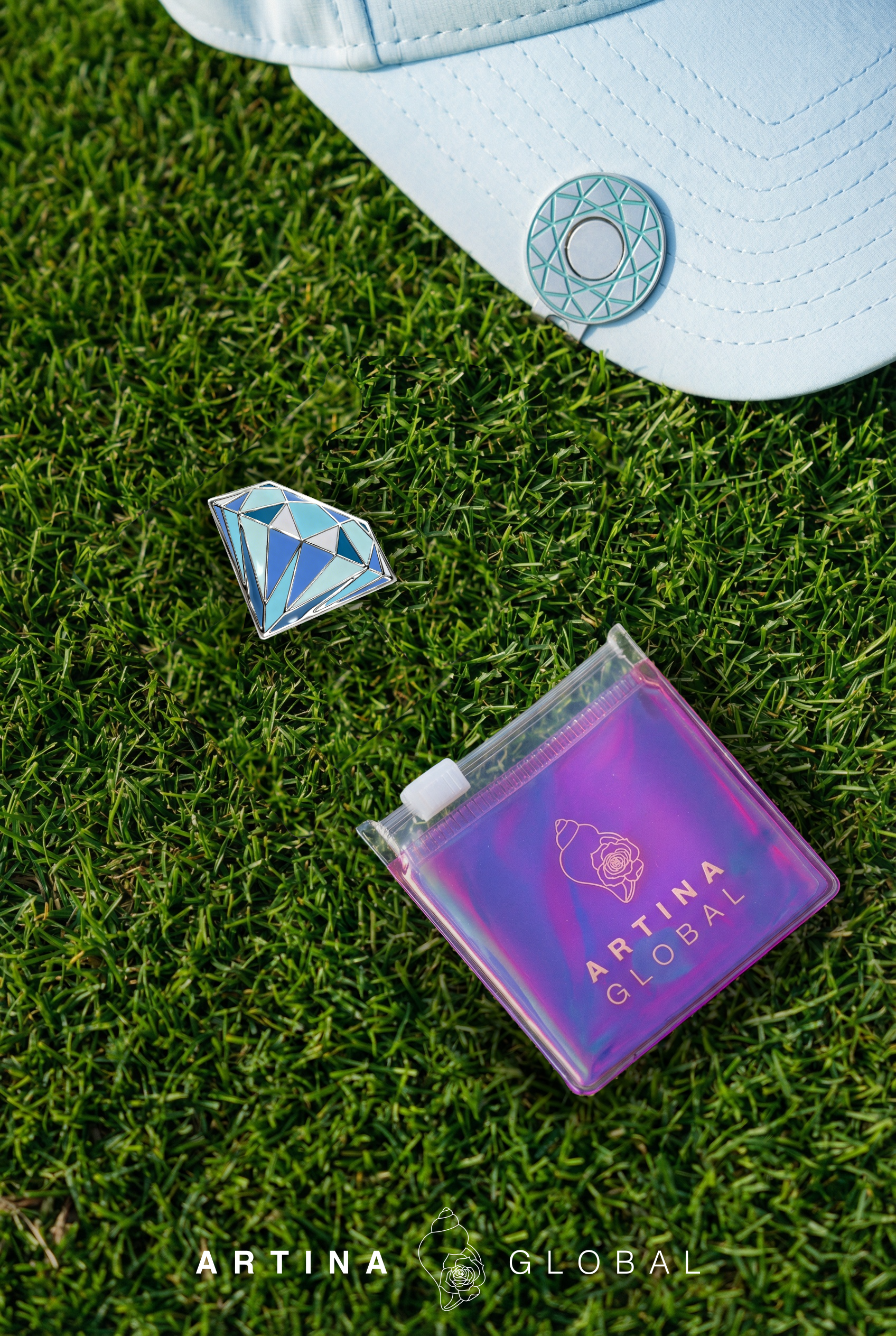 Artina Gem Unique Golf Ball Marker Blue Diamond Cut with Zipper Pouch